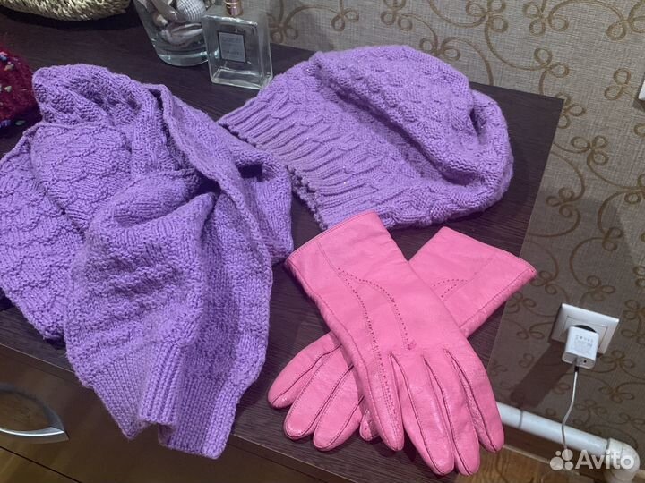 Комплект шапка и шарф перчатки кожаные