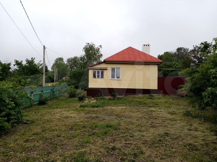 Дом 82,6 м² на участке 8 сот.