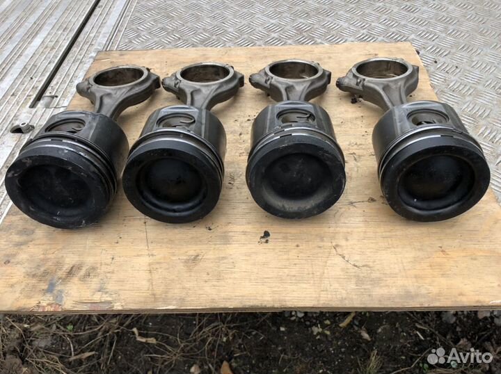 Поршни Mercedes atego