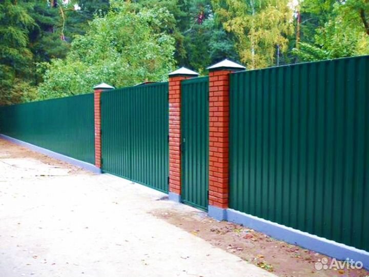 Заборы из профнастила