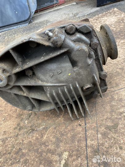 Задний редуктор bmw x5 e53 m62 3.64