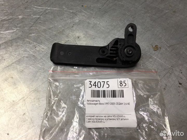 Ручка открывания капота Volkswagen Bora 1997-2005