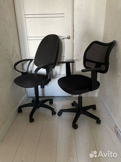 Компьютерное кресло, офиссные стулья на колёсах