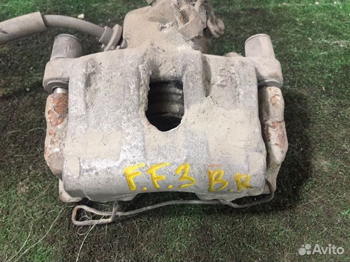 Суппорт задний правый Ford Focus CB8 iqdc 2017