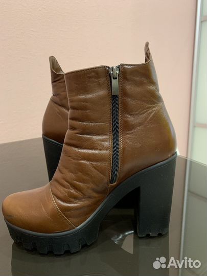 Ботинки женские