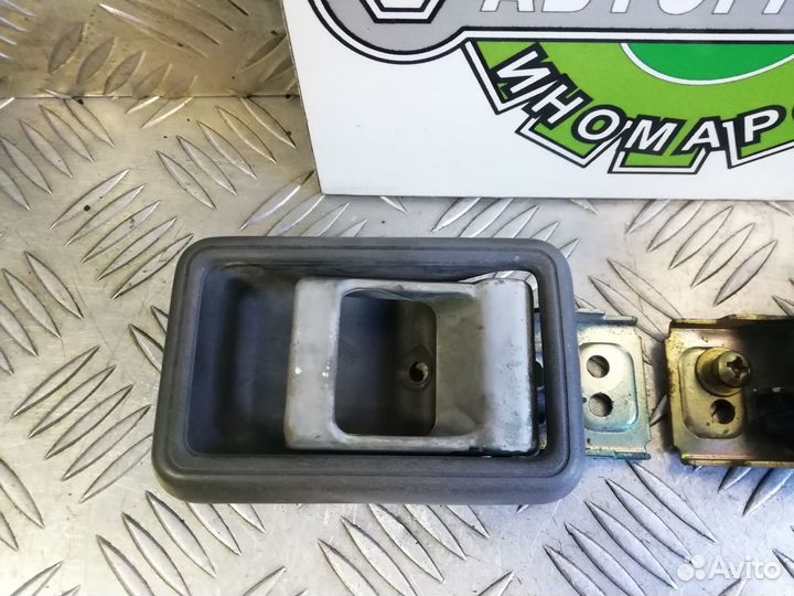 Ручка двери внутренняя Nissan Patrol K160/K260