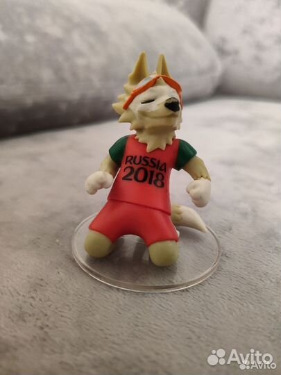Фигурки волк забивака Сочи FIFA 2018 игрушки