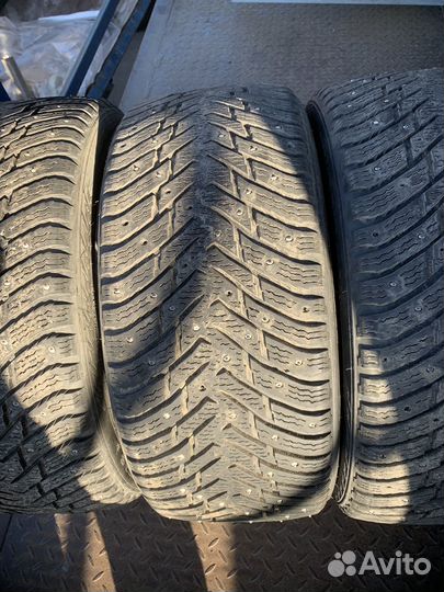 Nokian Tyres Hakkapeliitta 8 235/45 R18 98Y