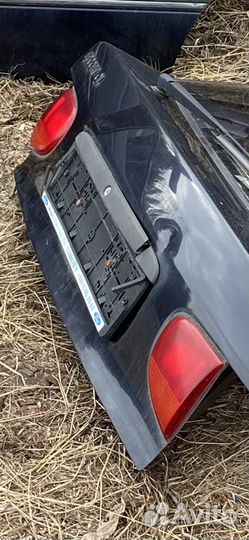 Задние фонари Ford Escort