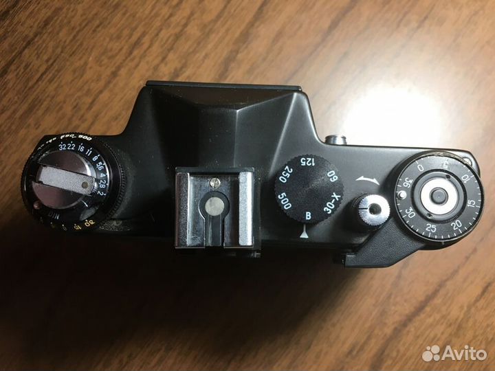 Зеркальный пленочный фотоаппарат Зенит ET