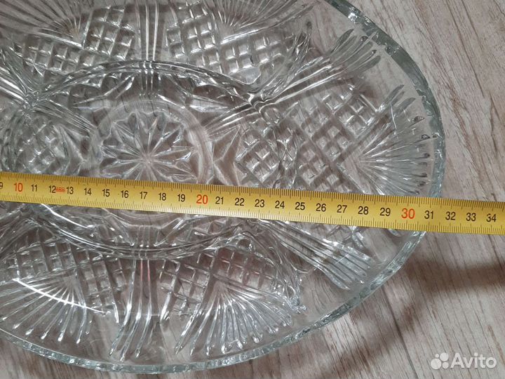 Хрустальная менажница и салатники круг и лодка