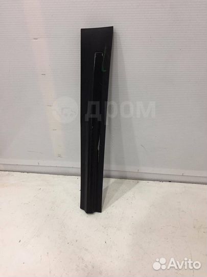 Молдинг двери нижний задний правый Infiniti Fx S51