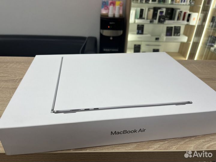 Macbook Air 15 m3 8/256