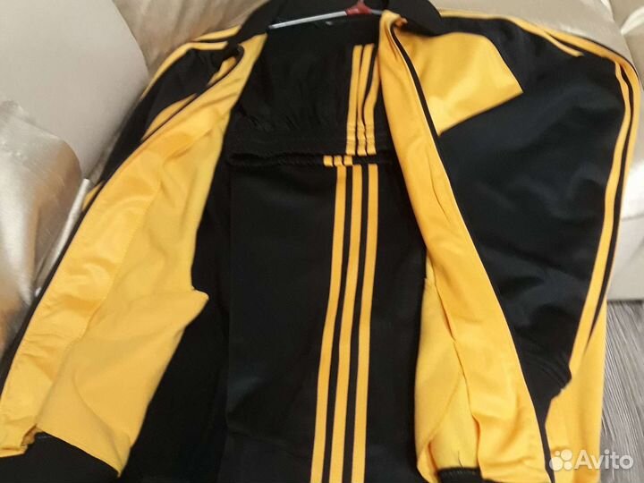 Спортивный костюм мужской новый