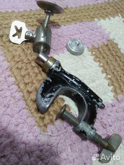 Антикварный фотоштатив карманный. Германия