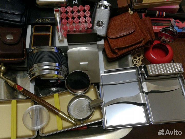 Продам футляры, наборы, пепельницы, зажигалки, мун