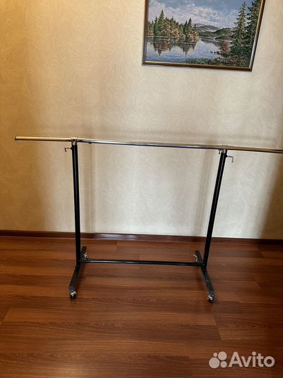 Вешалка напольная