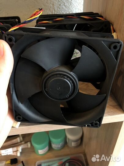 Вентилятор 4pin 12см 12V 1.65A Nidec