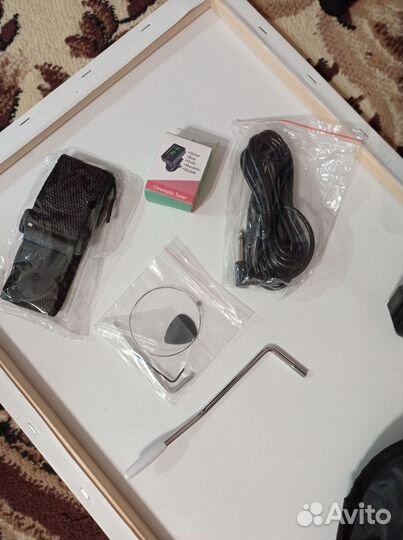 Электрогитара с комплектом