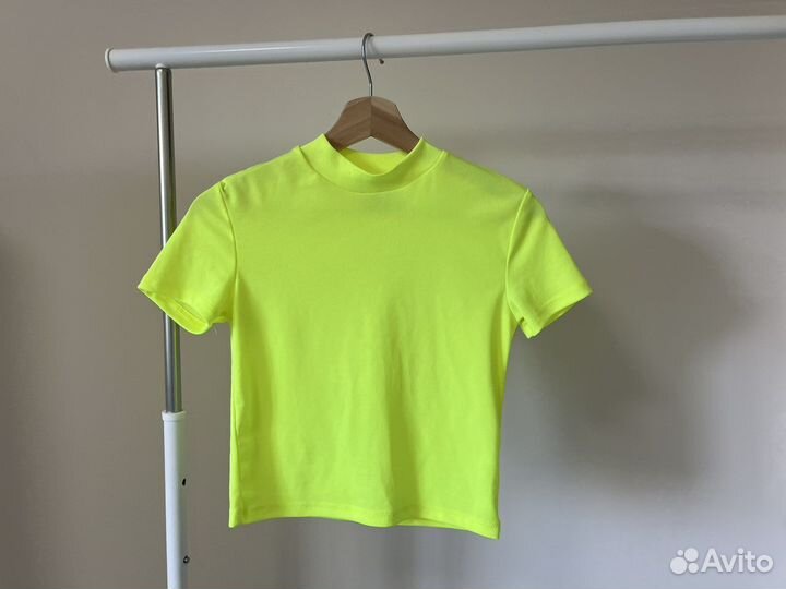 Неоновый топ pull&bear
