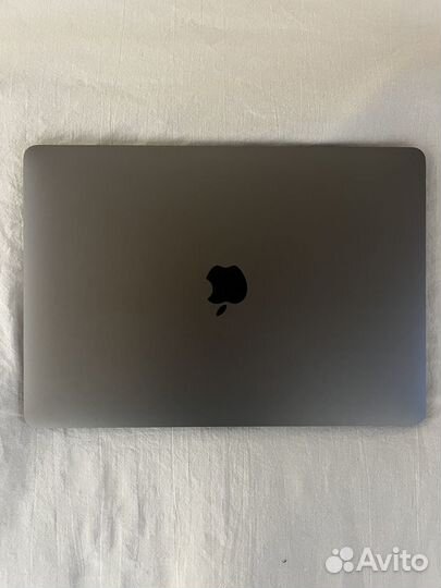 Apple macbook pro 13 m1