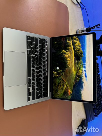 Apple macbook pro 13 m1 8/256 рст