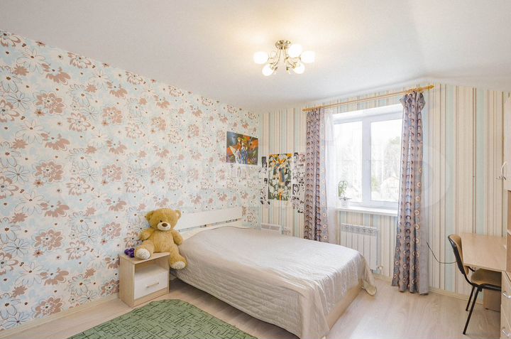 Таунхаус 190 м² на участке 10 сот.