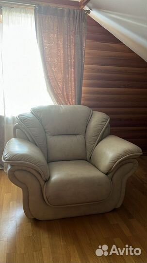 Комплект мебели из натуральной кожи