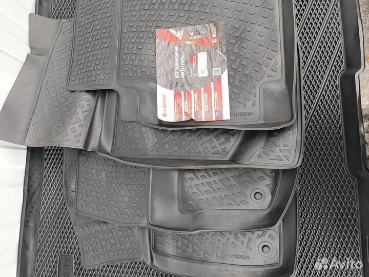 Полиуретановые коврики на Хонда Цивик 5D/с 2012г