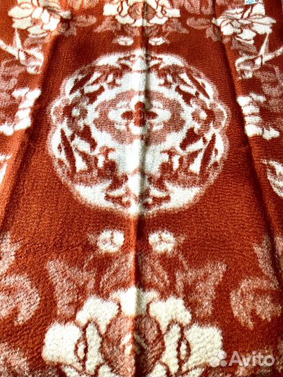 Одеяло из верблюжьей шерсти