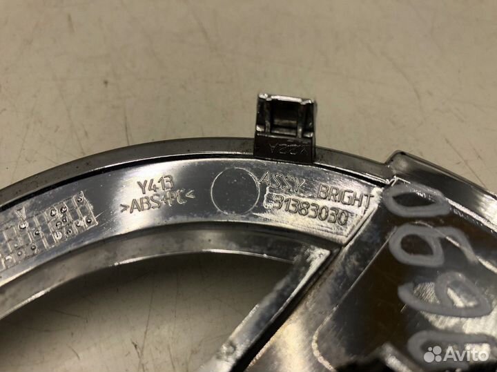 Эмблема На решетку радиатора Volvo XC60 2013-2017