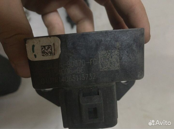 Реле бензонасоса Ford Fusion