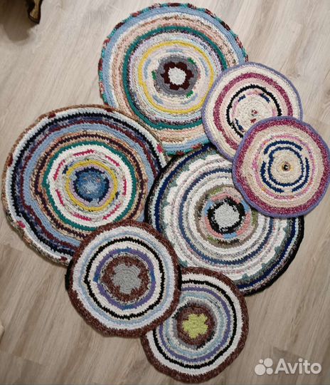 Коврики, подушки