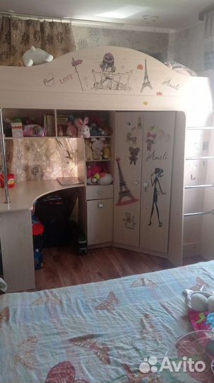 Кровать чердак со столом и шкафом