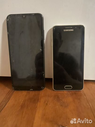 Телефон Samsung