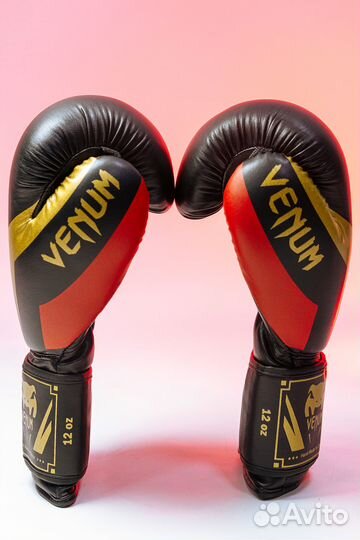 Боксерские перчатки Venum PU Red Gold