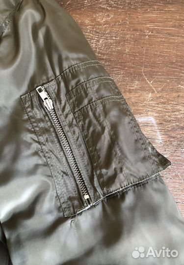 Куртка ветровка 54 размер новая