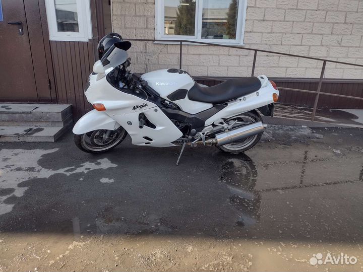 Kawasaki zzr 1100-2 2001г