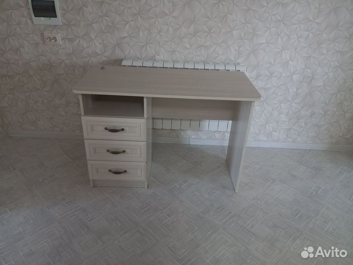 Письменный стол бу