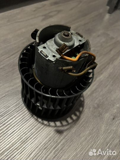 Моторчик печки Opel Astra F