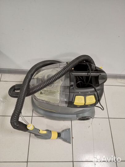 Пылесос Karcher Puzzi 8/1 C