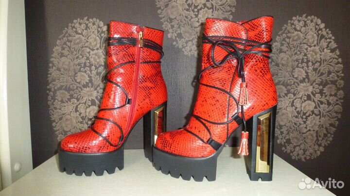 Женские ботильоны