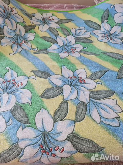 Махровая простынь