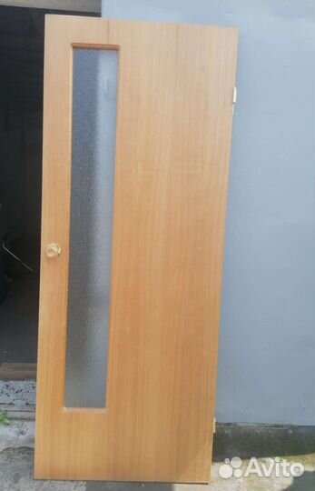 Дверь деревянная