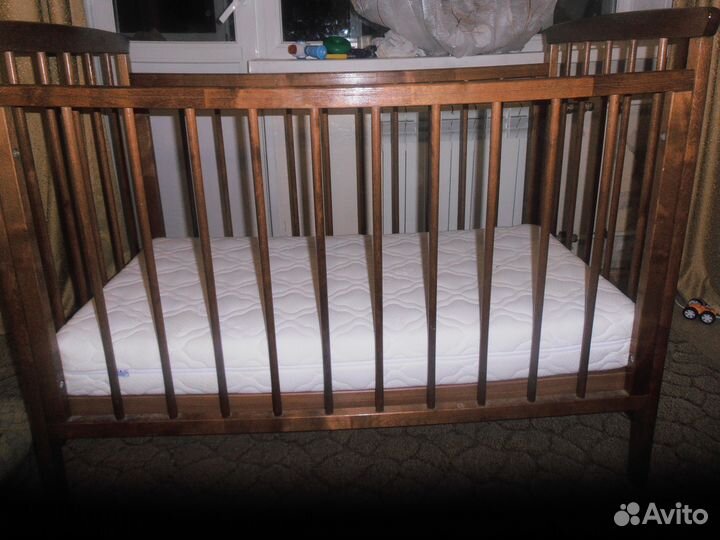 Продам детскую кроватку в хорошем состоянии
