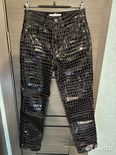 Джинсы женские 32 34