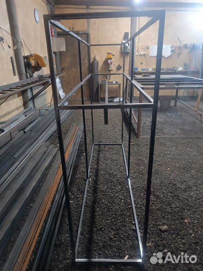 Стеллаж, рейл для магазинов