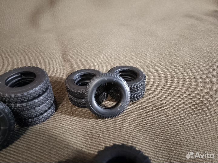 31шт. Резина 1:43 avd,аист,ssm