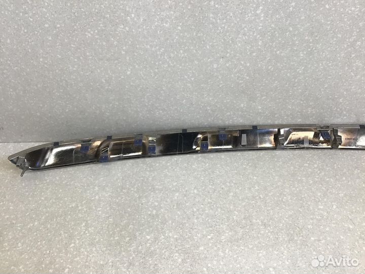 Молдинг решетки радиатора Lexus NX 200 300H 2014