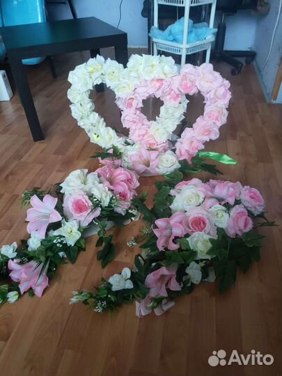 Свадебное украшение на машину